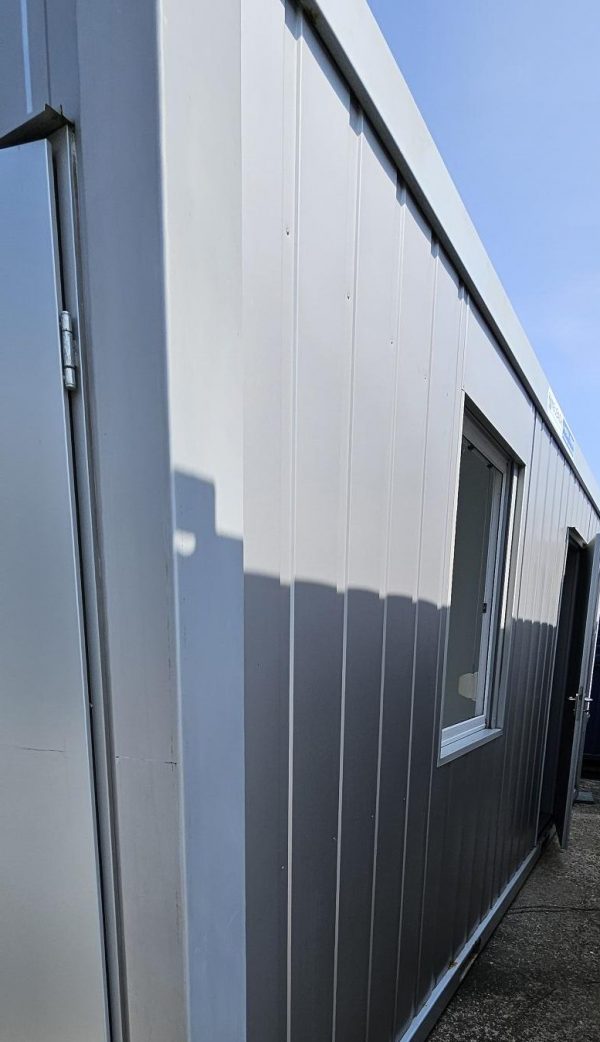 Mannschaftscontainer 20‘