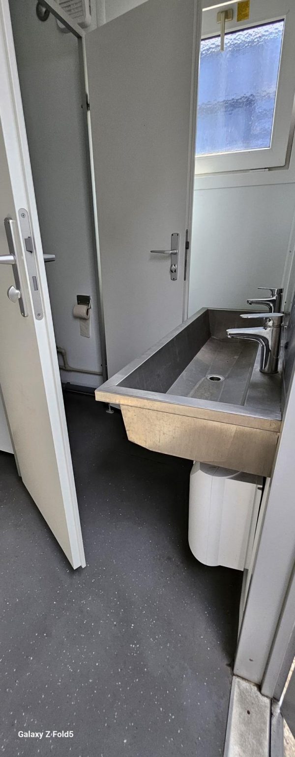 Mannschaftscontainer 20‘